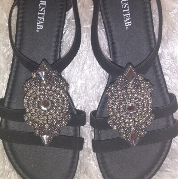 JUSTFAB Sandals - Picture 2 of 3
